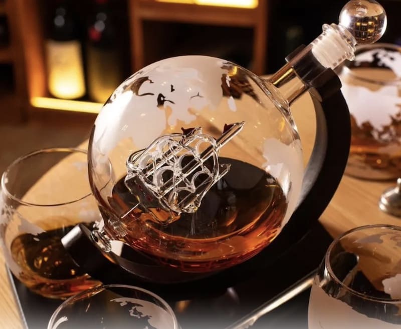 Globe Whisky sæt - Luksus glaskugle + glas + issten + tang og tilbehør